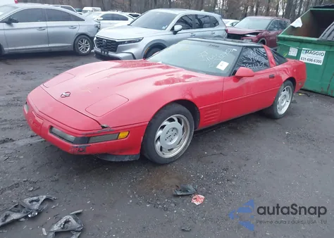 1991 Chevrolet Corvette z USA, uszkodzony, nr VIN 1G1YY2383M5103312